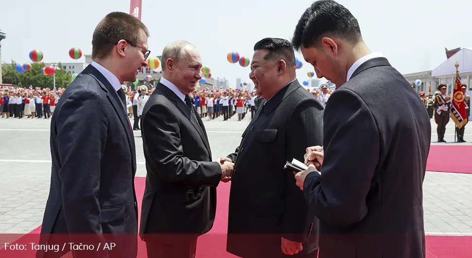 kim dyong un vladimir putin tanjugap.webp